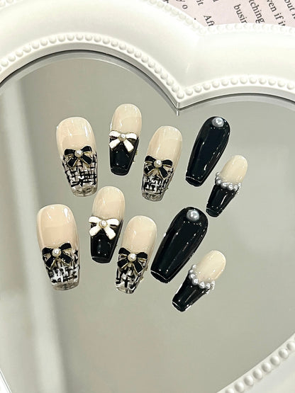 19204 Petite Chanel